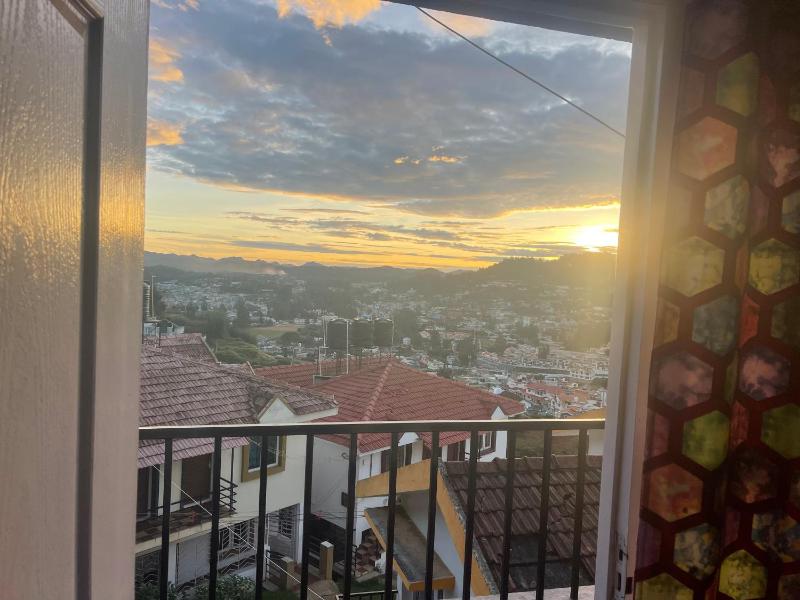 OOTY PEAK VIEW Villa2 - image 6