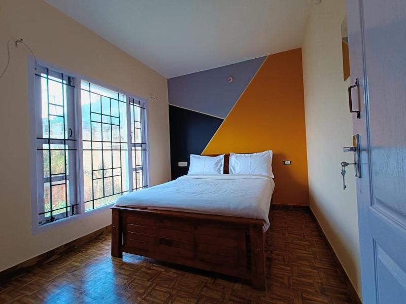 OOTY PEAK VIEW Villa2 - image 7