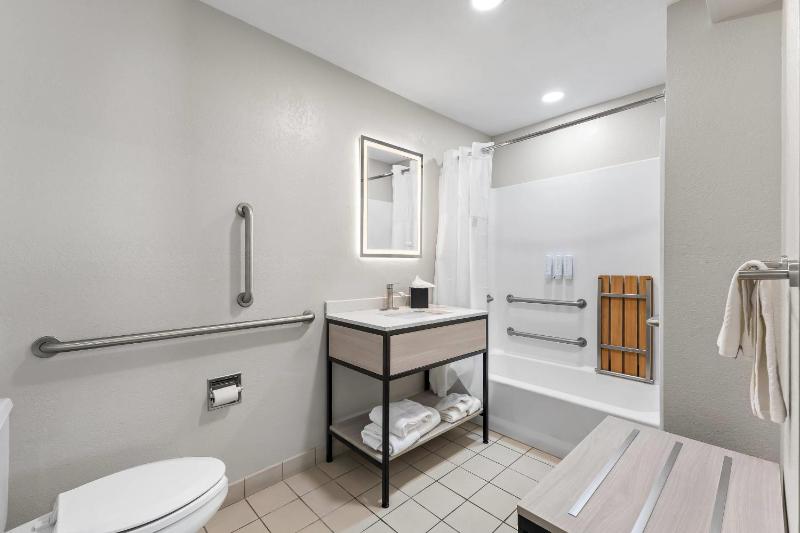 Park Inn by Radisson Salt Lake City Downtown - image 29
