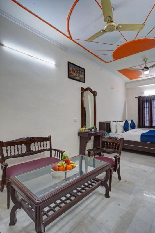 Hotel Atithi Studio - Near Santosh Hospital - image 16