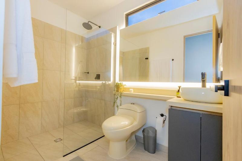 Apartamento 2BR a 5 min de El Poblado - image 14