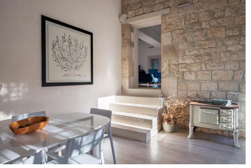 Sicily Home - image 13