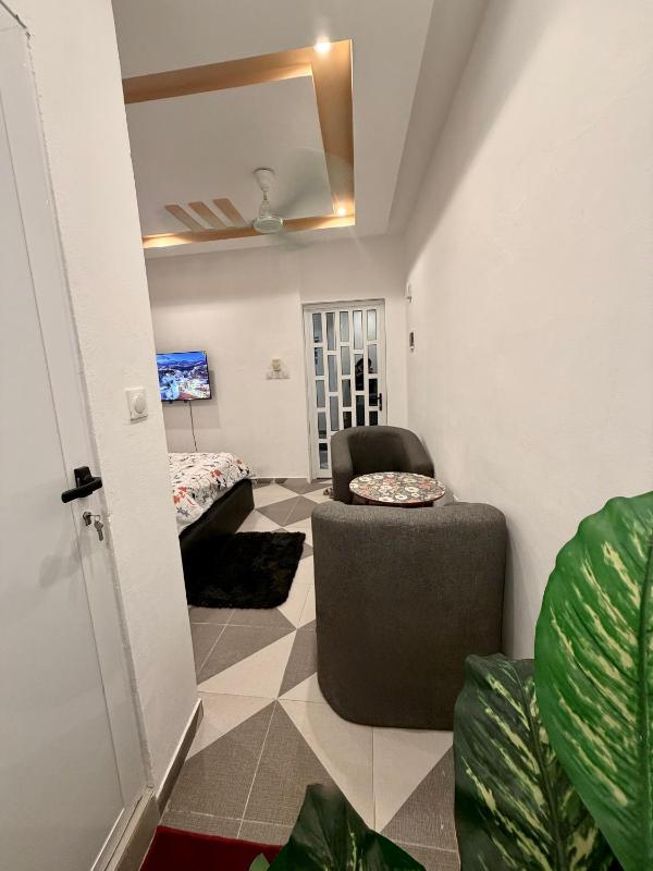 Cozy simple apartment for your stays - image 2