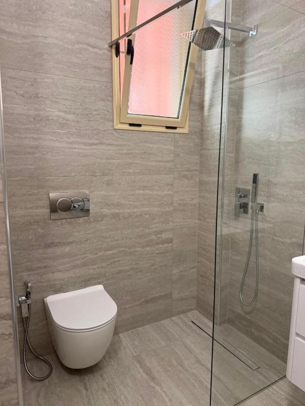 Modern Loft Studio - image 15