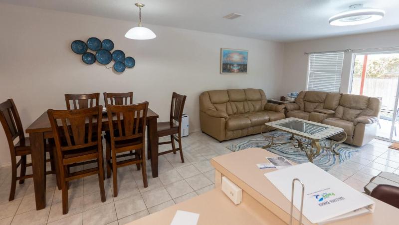 3BR Townhome Steps to Beach New Remodel SPI townhouse - image 9