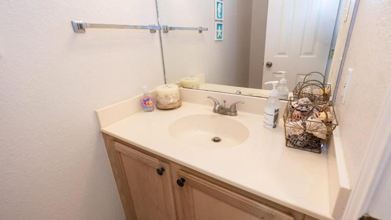 3BR Townhome Steps to Beach New Remodel SPI townhouse - image 35