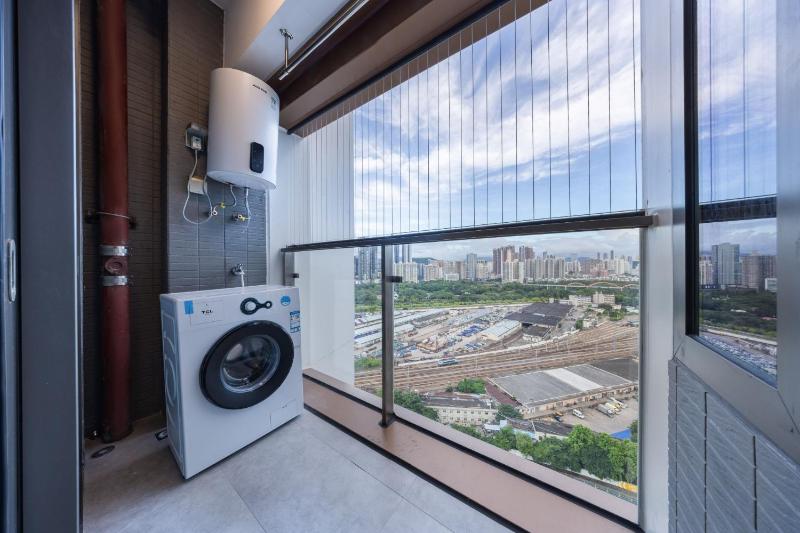 Shenzhen Elite Platinum Seal Serviced Residence near MixC Foodie - image 2