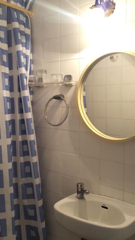 Economy Double Room image 2