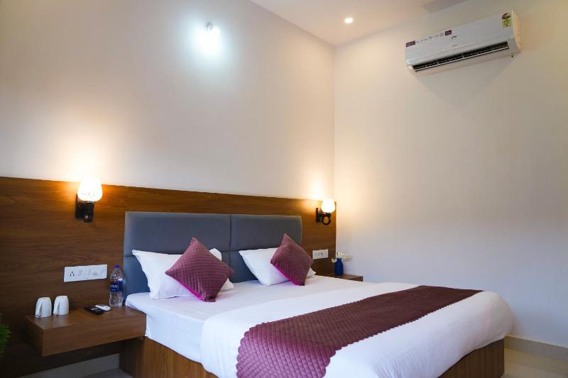 Hari Om Tatsat Farm Stay - image 12