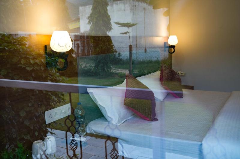 Hari Om Tatsat Farm Stay - image 15