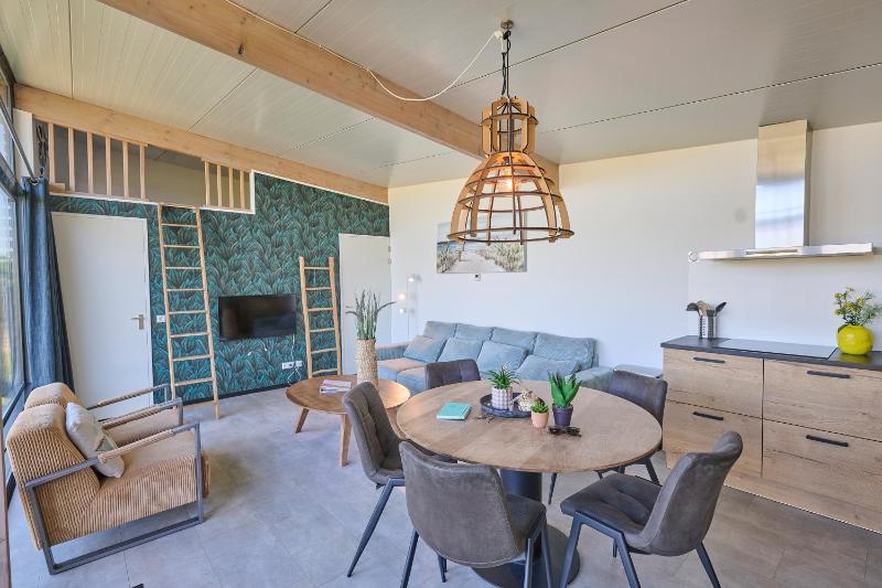 Beach Lodge - image 3