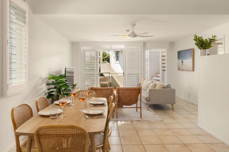 Spacious Seaside Oasis on Dicky Beach - image 22