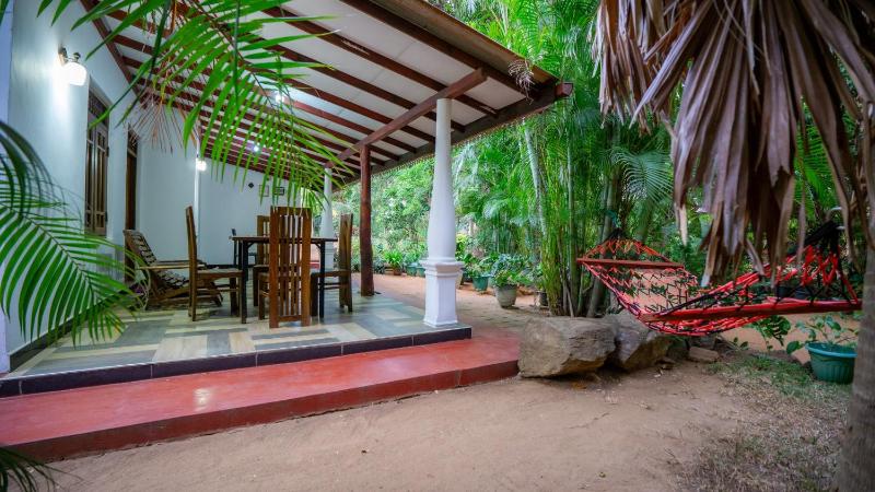 Danara Homestay - image 10