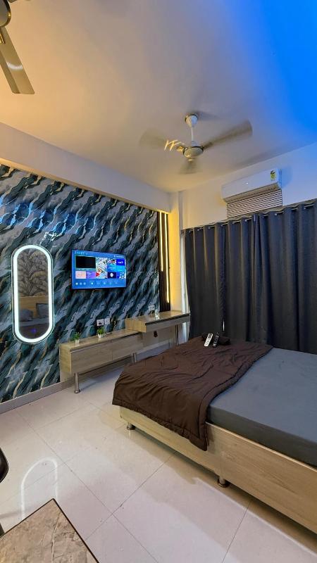 The Suites - image 29
