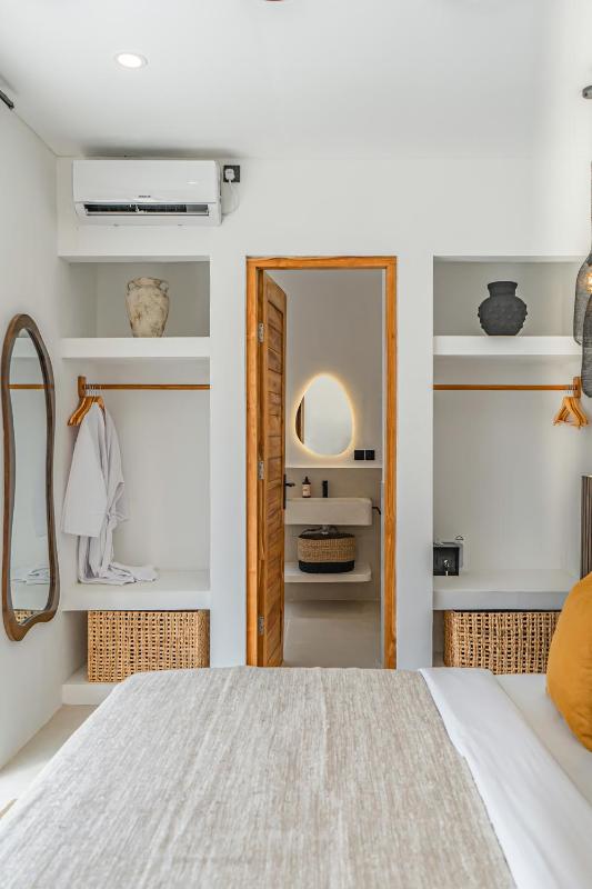 Villa Nara - Contemporary 2BR Villa with Rooftop & Near Beach - image 10
