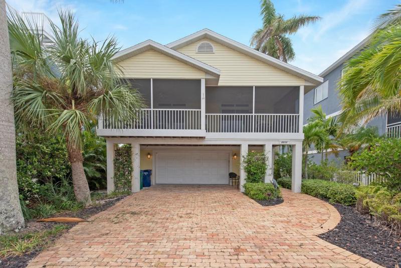 2212 Ave A Bradenton Beach Anna Maria Island home - image 10