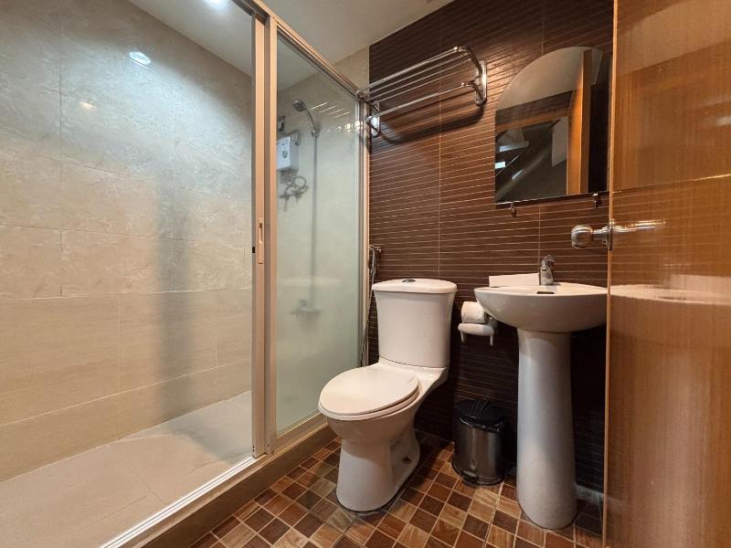 Noorway Hotel and Residences - image 28