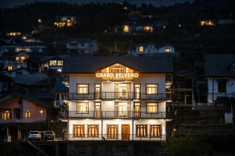 Hotel Grand Belvero - image 11