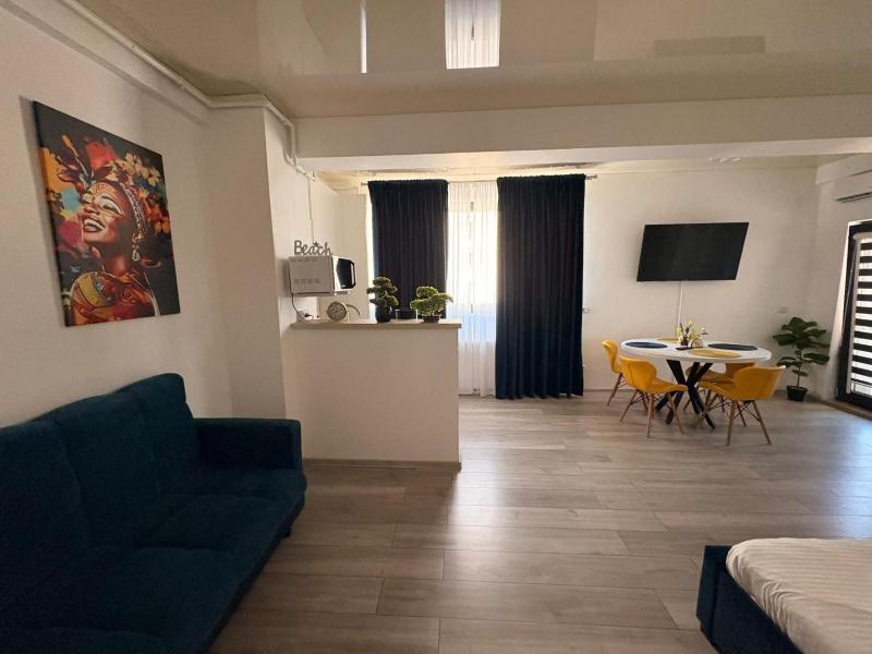 Studio 304 B1 ALMAR LUXURY RESIDENCE-Renting Apartments & Free Pool - image 19