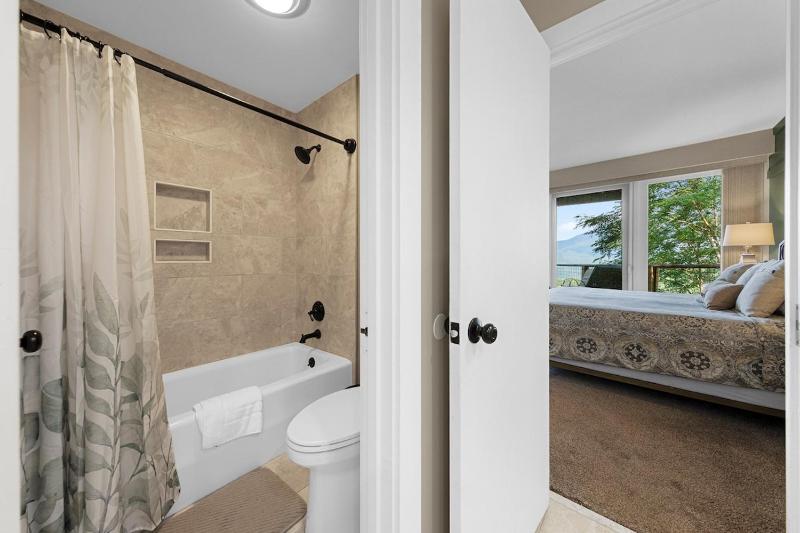 Luxury Chalet 5BR Sleeps 18 Mind-Blowing Views - image 47