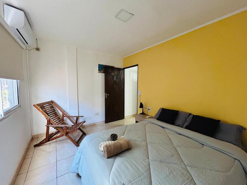 Habitación privada con cocina y baño compartido - image 7