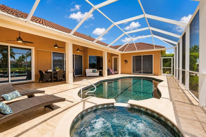 Blue Water Pool/Spa home in SW Cape Coral 1022 - image 34