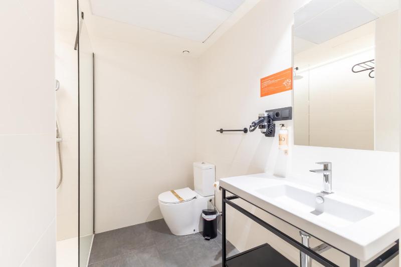Arena Zone Hotel - image 14