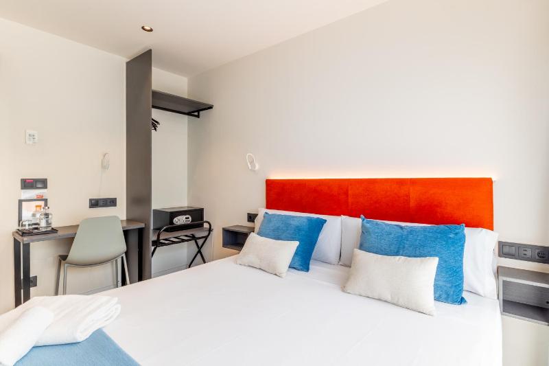 Arena Zone Hotel - image 8