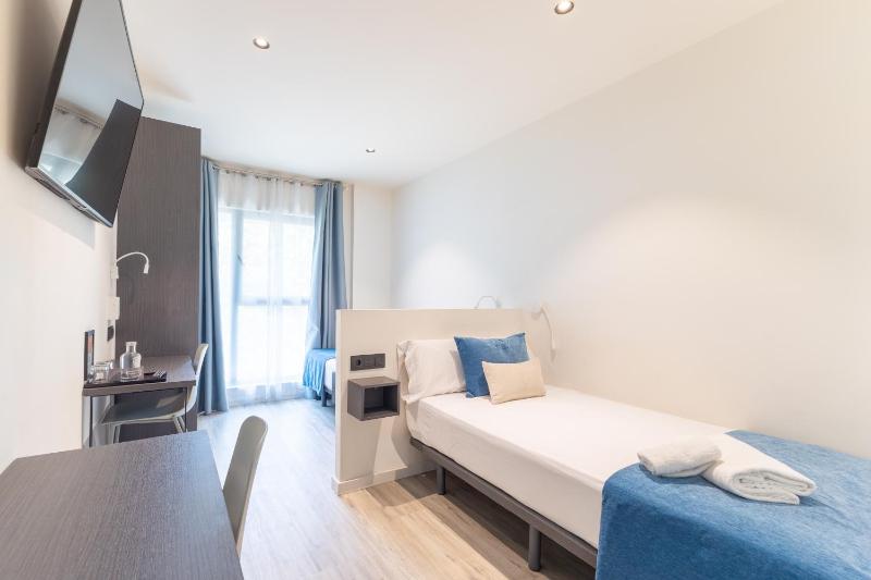 Arena Zone Hotel - image 9