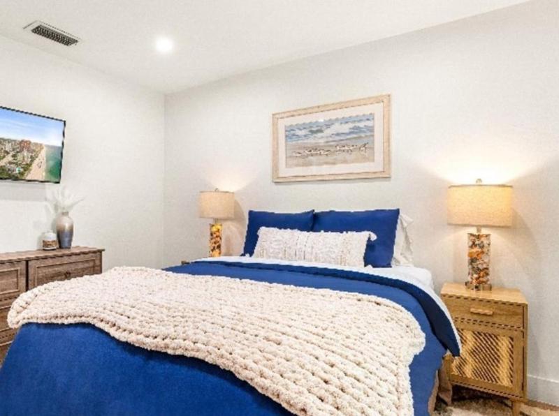 Renovated Fort Lauderdale Beach Studio Near the Ocean - image 11