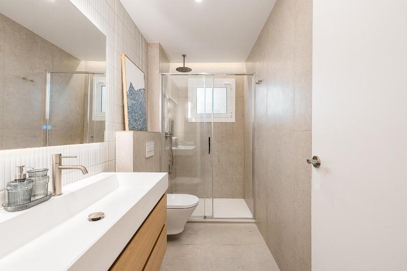 Exceptional Design Apartment in Eixample - image 16
