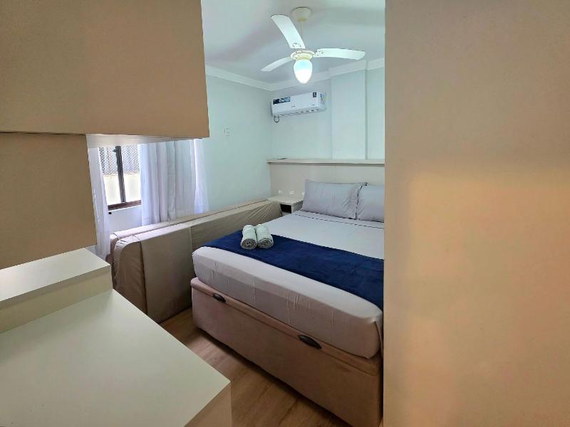 New Apt Steps from the Beach in Meia Praia - image 32