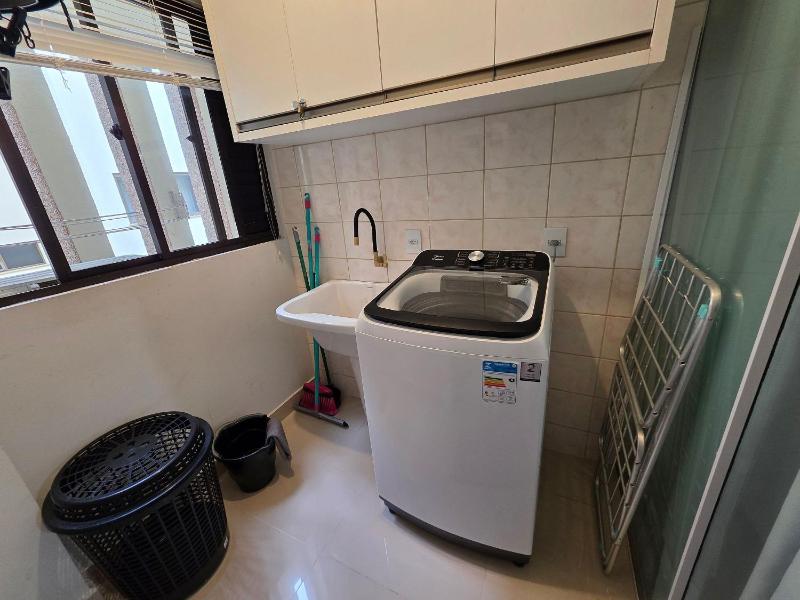 New Apt Steps from the Beach in Meia Praia - image 10