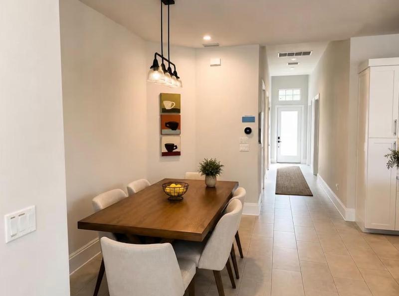 Naples Modern Masterpiece 3BR Pool Spa & Bikes - image 16