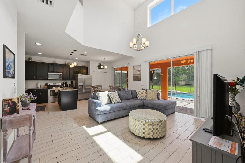 Modern 6BRPoolVilla wHotTub &GameRoom Near Disney - image 32