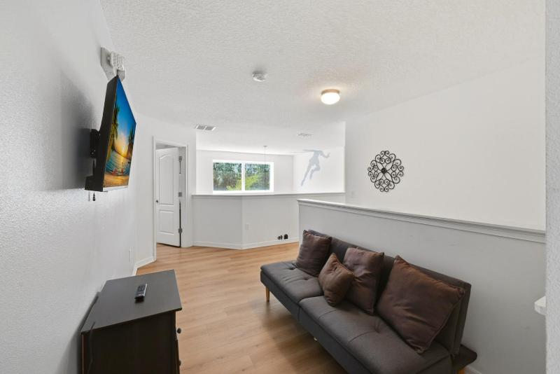 Modern 6BRPoolVilla wHotTub &GameRoom Near Disney - image 39