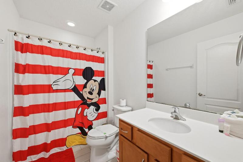 Modern 6BRPoolVilla wHotTub &GameRoom Near Disney - image 33