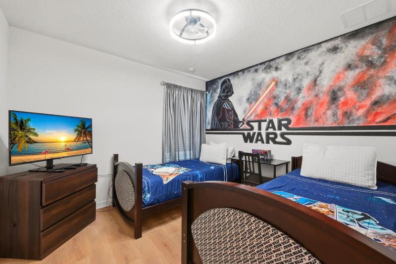 Modern 6BRPoolVilla wHotTub &GameRoom Near Disney - image 31