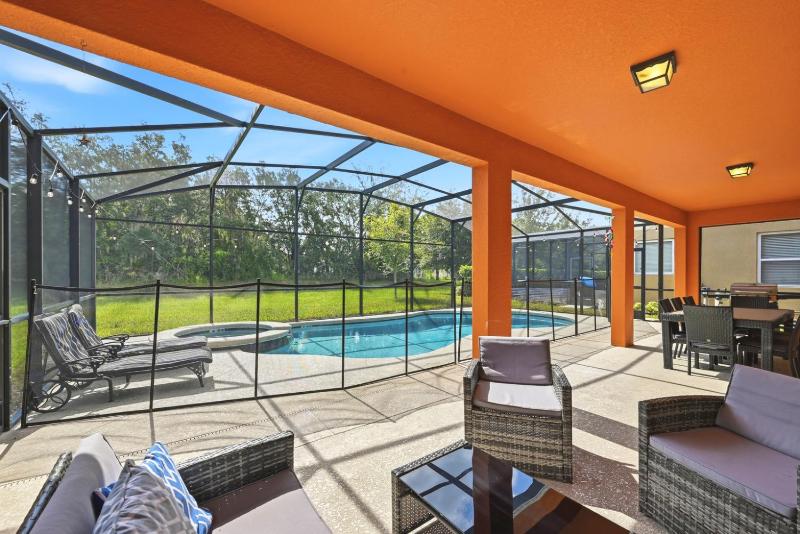 Modern 6BRPoolVilla wHotTub &GameRoom Near Disney - image 30
