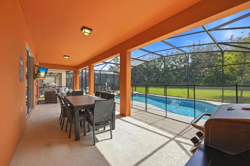 Modern 6BRPoolVilla wHotTub &GameRoom Near Disney - image 14