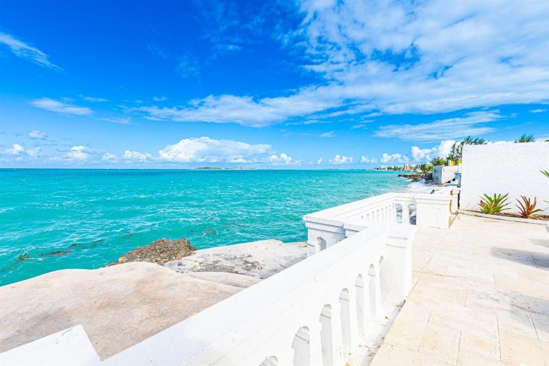 Caprice 8 - Luxury Ocean Front Villa - Pool - image 10