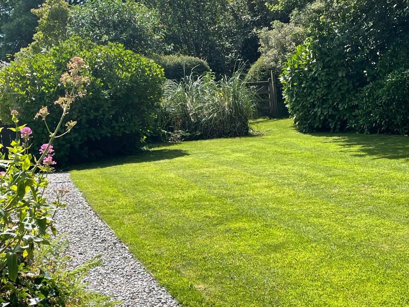 Garden Cottage - image 21