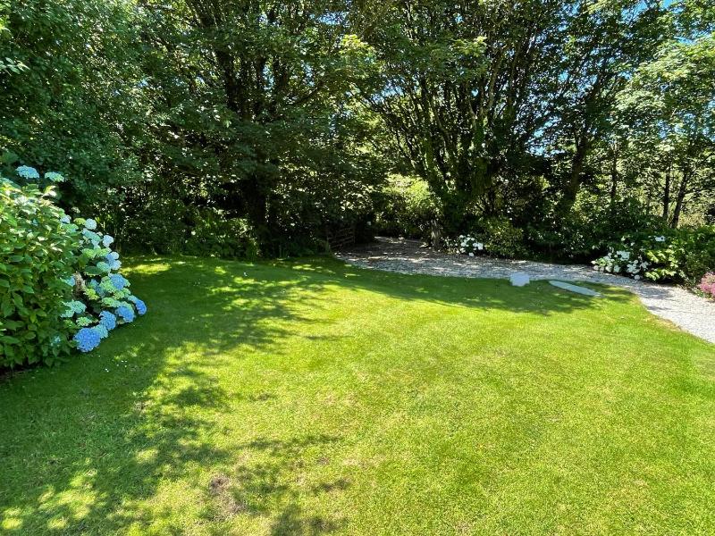 Garden Cottage - image 24