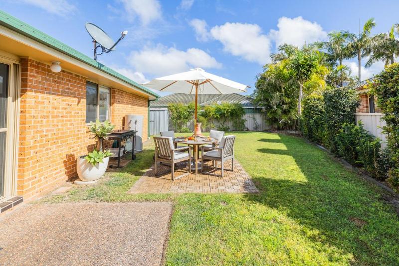 Pet friendly Driftwood Cottage 1-28 Farm Rd - W-Fi Air Con and ground floor - image 12