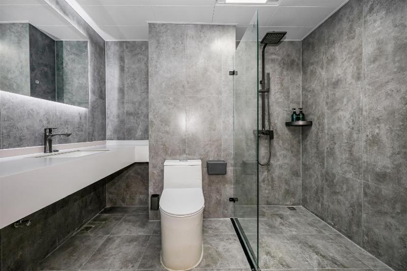 YOJQI Wellness Retreat Chongqing-JieFangBei HongYaDong - image 9