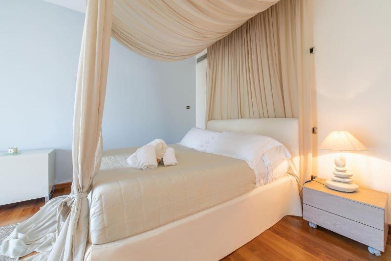 Loredana Luxury House - image 7