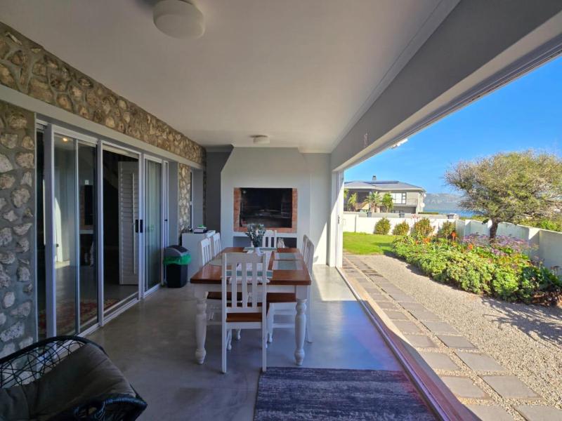 Chasmanthe's Sunset Retreat - image 15