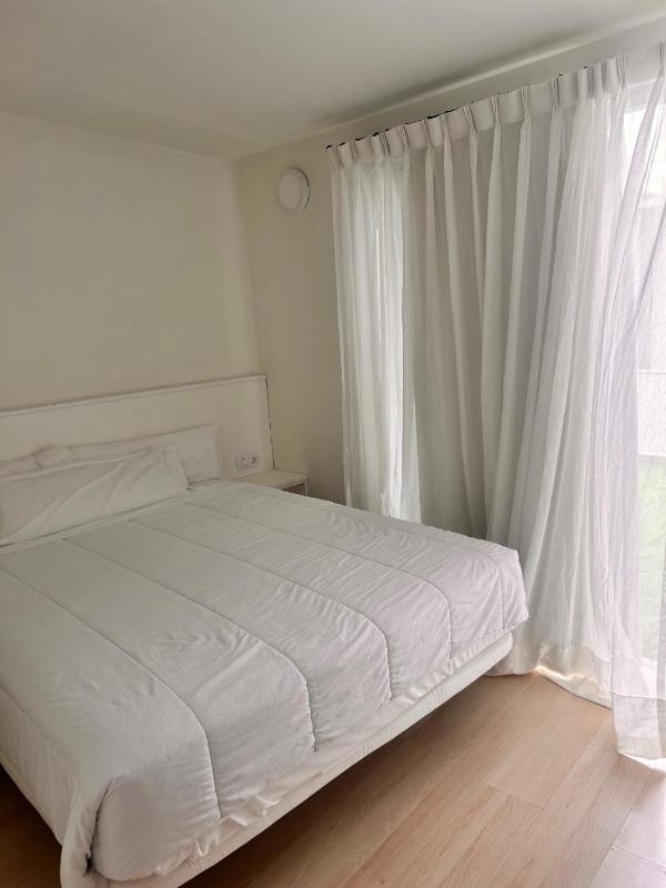 apartamentos calle la hoya - image 20