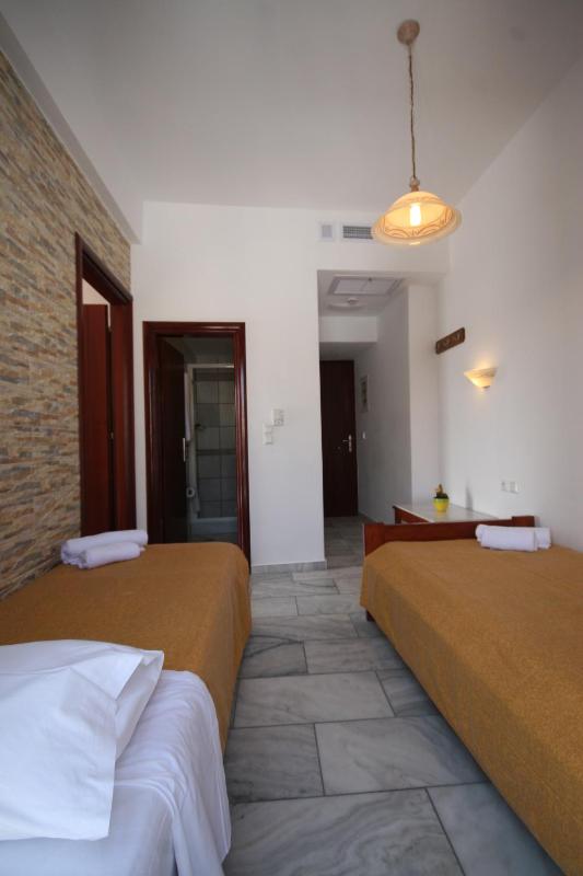 Junior Suite (4 Adults) image 4