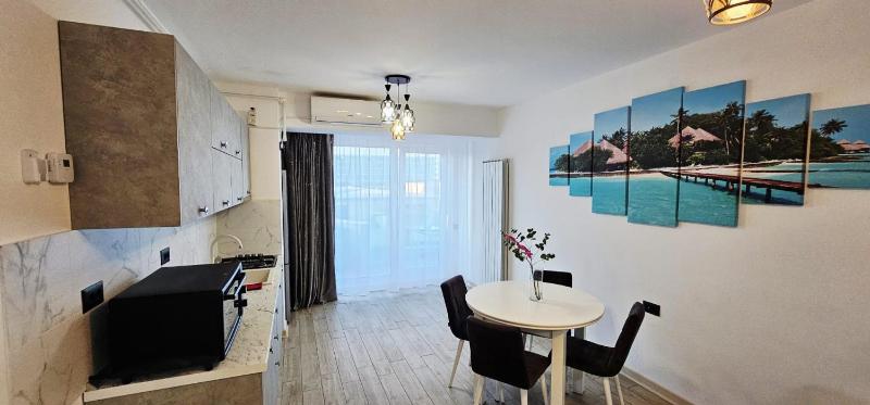 Infinity Large Family Apartment - Infinity Pool & Spa Resort Parking - image 25